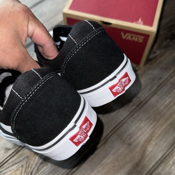 Vans Ward Sneakers Black White Retro Suede Canvas Mens 11 NEW in box lace up - Picture 3 of 4